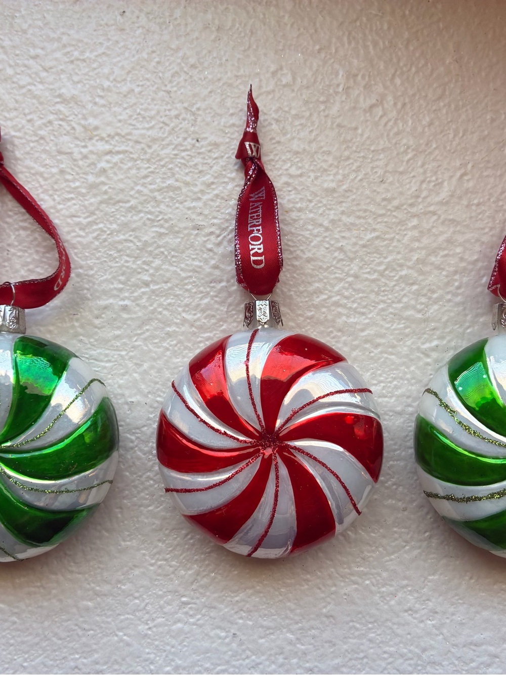 Waterford Holiday Heirlooms Round Candies Glass Ornament Set Red Green 151811